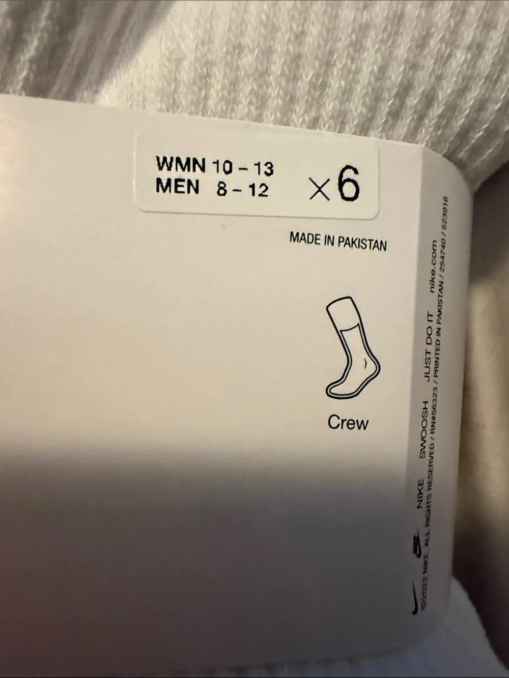 Nike Everyday Plus White Athletic Cushioned Socks 6 pack (Unisex)
